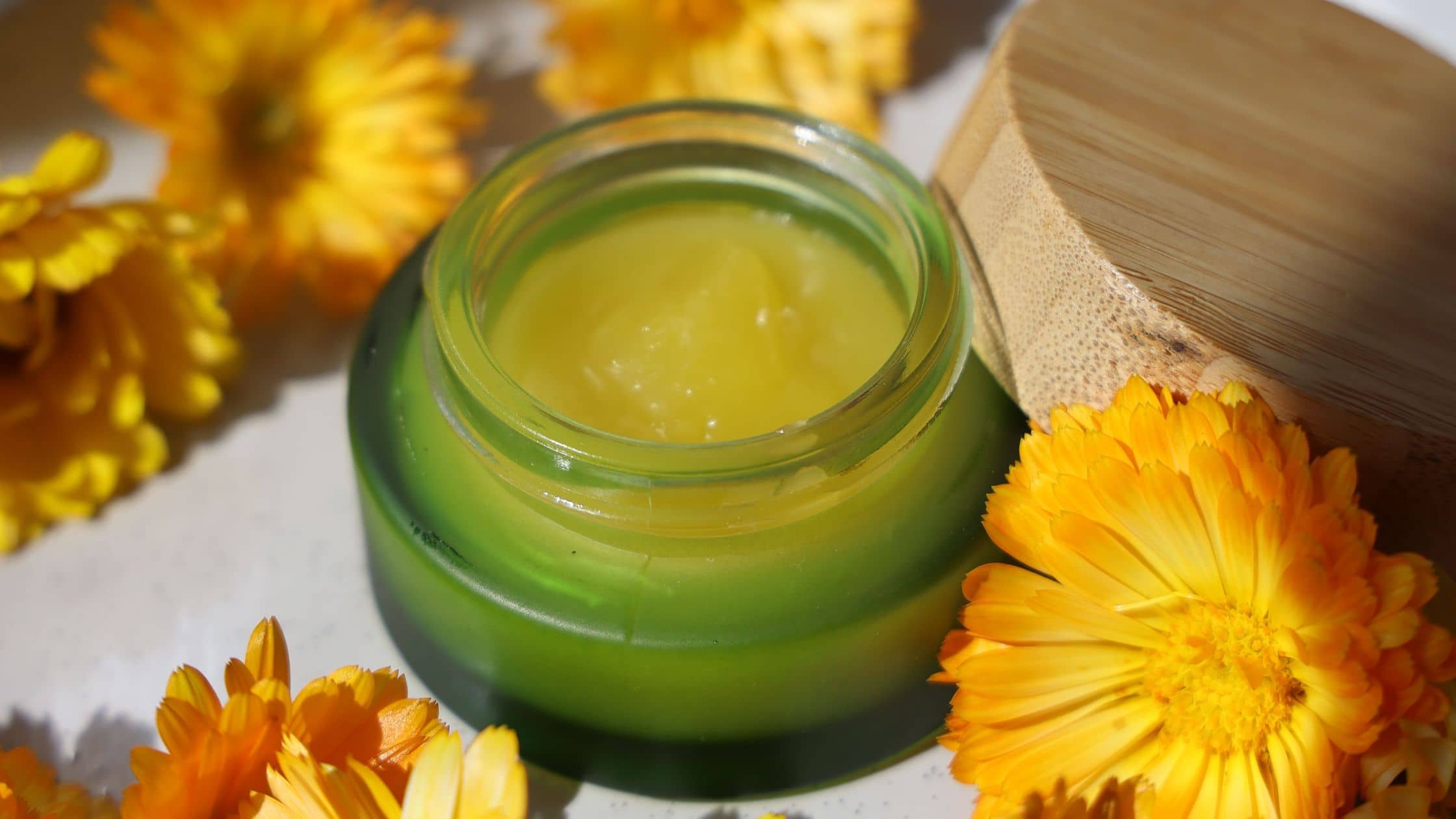 DIY Basic Lip Balm