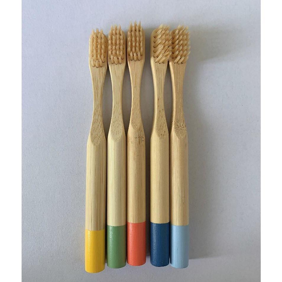 Kids Toothbrush (set of 2)Sustainable Bathroom - Us and the Earth