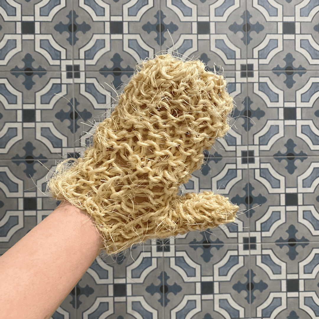 Us and the Earth Sisal mitt for exfoliation